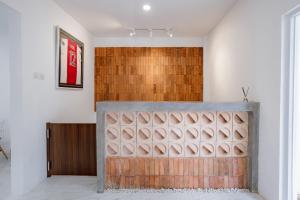 Fotografie z fotogalerie ubytování RedDoorz Plus at Jalan Gatot Subroto Jakarta v destinaci Jakarta