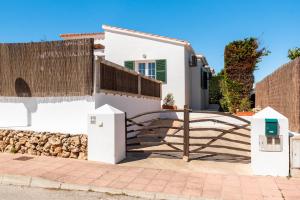 Fotografie z fotogalerie ubytování Villa Rouss v destinaci Cala'n Porter