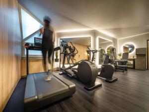 Fitness centrum a/nebo fitness zařízení v ubytování Hotel Am Konzerthaus - MGallery Collection
