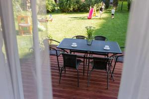 Vonkajšia záhrada v ubytovaní Apartament Zacisze Tatr