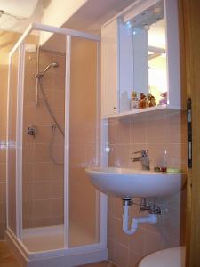 Ванная комната в Appartamenti Vacanze Casa Marilleva