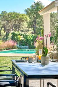 Κήπος έξω από το Casa Brisa Boutique Guest House - Gay Men Only