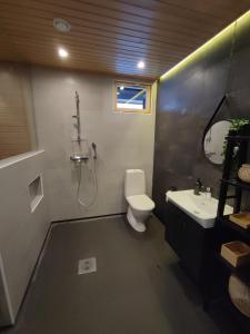 Ένα μπάνιο στο Chalet Sarka