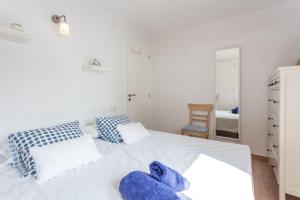 Кровать или кровати в номере Villa Banyalbufar