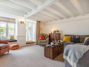 Un lugar para sentarse en 3 bed property in Bantham 87005