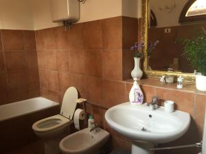 Phòng tắm tại Casa di Emanuela