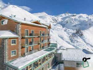 HOTIDAY Room Collection - Cervinia v zimě