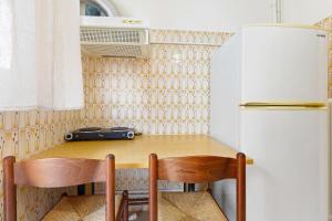 Η κουζίνα ή μικρή κουζίνα στο Thanasis Family Apartment +11 φωτογραφίες