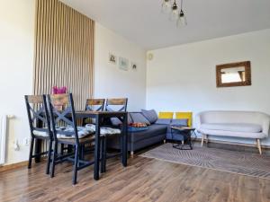 Zdjęcie z galerii obiektu Komfortowy apartament dwupokojowy z tarasem i garaż w Ustce