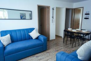 Un lugar para sentarse en Apto nuevo a 5 min de CC Centro Mayor