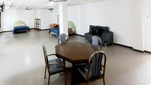 Posezení v ubytování Hotel Allende 104