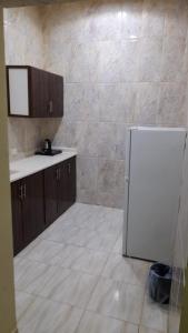 Ein Badezimmer in der Unterkunft شقق مساكن السمو المخدومة