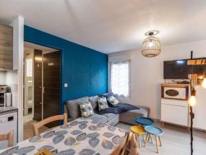 Zona d'estar a Appartement Luz-Saint-Sauveur, 2 pièces, 6 personnes - FR-1-402-131
