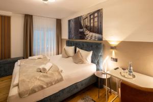 Postel nebo postele na pokoji v ubytování Hotel Schwanen + 21 fotografií