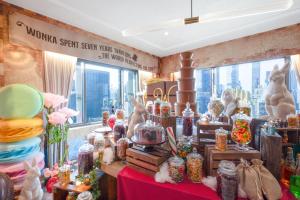 Gallery image of Wonka Sweet Suite - New York in New York