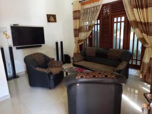 Et tv og/eller underholdning på Beach Villa Freedom - Ahangama