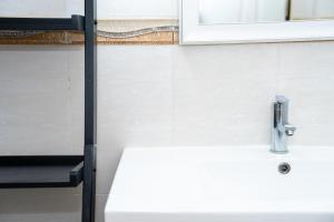 Koupelna v ubytování ฺBaan Waru seaview villa