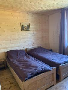 Postel nebo postele na pokoji v ubytování Еко-садиба Сова Бубу