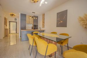 Kuchyň nebo kuchyňský kout v ubytování Ivica Super comfortable, newly furnished apartment in a top location