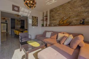 Posezení v ubytování Ivica Super comfortable, newly furnished apartment in a top location