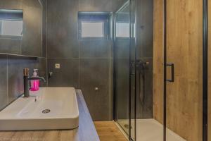 Koupelna v ubytování Ivica Super comfortable, newly furnished apartment in a top location