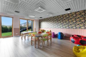 Posedenie v ubytovaní Elite Apartments Nadmotławie Prestige