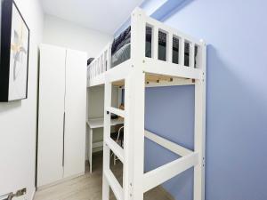 Student Accommodation - 188 Wan Chai Road 객실 이층 침대