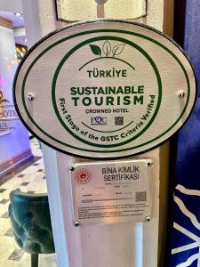Crowned Hotel tanúsítványa, márkajelzése vagy díja