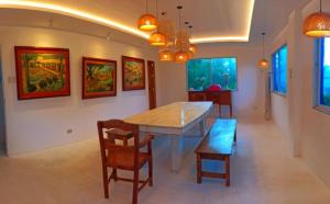 Fotografie z fotogalerie ubytování Club Monet Beachfront Resort by Cocotel v destinaci Zambales