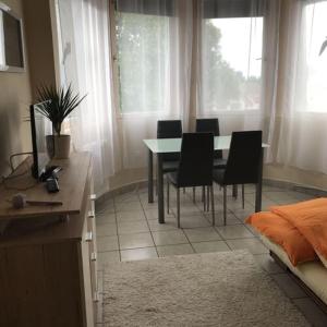 Visit apartman Tiszafüred 5350 Tiszafüred, 15 Kossuth tér II. emelet 6. ajtó kép - 2