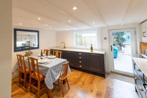 Billede fra billedgalleriet på Elegant and stylish townhouse central Ludlow - Pass the Keys i Ludlow