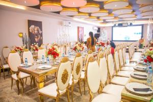 TV o dispositivi per l'intrattenimento presso GTA HOTEL IKEJA