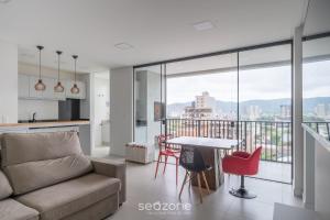 Nespecifikovaný výhled na hory nebo výhled na hory při pohledu z apartmánu