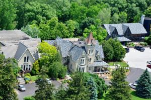 Vue panoramique sur l'établissement Elmhurst Inn & Spa