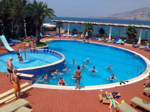 Hotel Dodona 내부 또는 인근 수영장