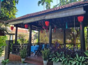 Vườn quanh Plum Tree Homestay