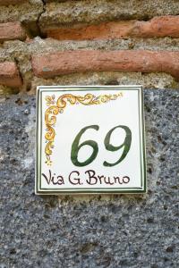 Afbeelding uit fotogalerij van Relais Chiesa Madre - Rooms and Apartments in Misterbianco