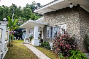 Gallery image of Cozy Nest Kandy Villa in Kandy +39 photos
