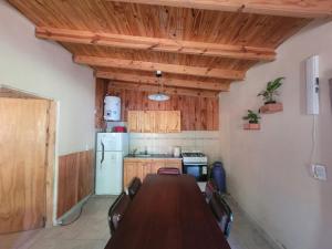 Kuchyň nebo kuchyňský kout v ubytování Casaquinta en la Laguna de Lobos