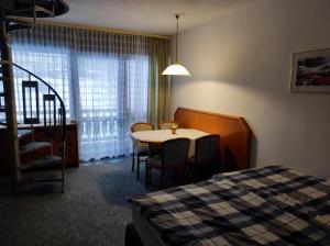 Postel nebo postele na pokoji v ubytování Duplex apartment Almberg
