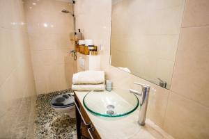 Łazienka w obiekcie Appartement très cosy avec cour