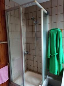 Ένα μπάνιο στο Chambre chez l'habitant Fruges