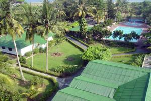 Bazén v ubytování Hotel Sahid Bandar Lampung nebo v jeho okolí