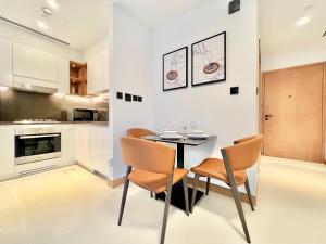 Kuchyň nebo kuchyňský kout v ubytování VIDA Residences Dubai Marina 1BR - Seaview, JBR, Dubai Eye