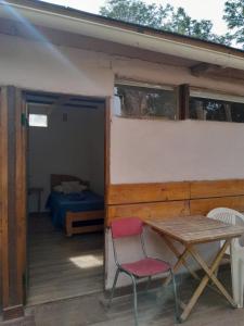 Ein Balkon oder eine Terrasse in der Unterkunft Hotel-Camping Takha Takha