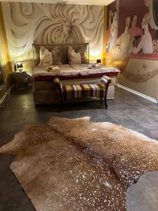 Кровать или кровати в номере Luxurious Apartment with Sauna