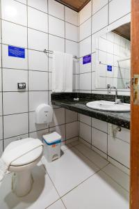 Um banheiro em Hotel Casa Blanca Porto Seguro