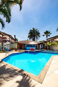 A piscina localizada em Hotel Casa Blanca Porto Seguro ou nos arredores