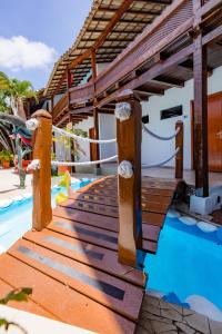 A piscina localizada em Hotel Casa Blanca Porto Seguro ou nos arredores