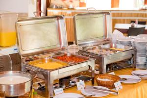 Comida no hotel ou em algum lugar perto